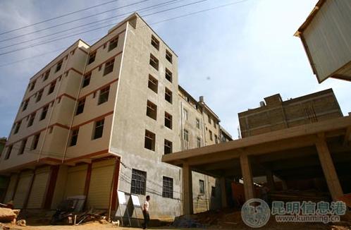 昆明子君村村民大量违法建房 为获得更多征地