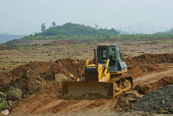 农田被征收修路,能拿多少补偿?--中国土地流转